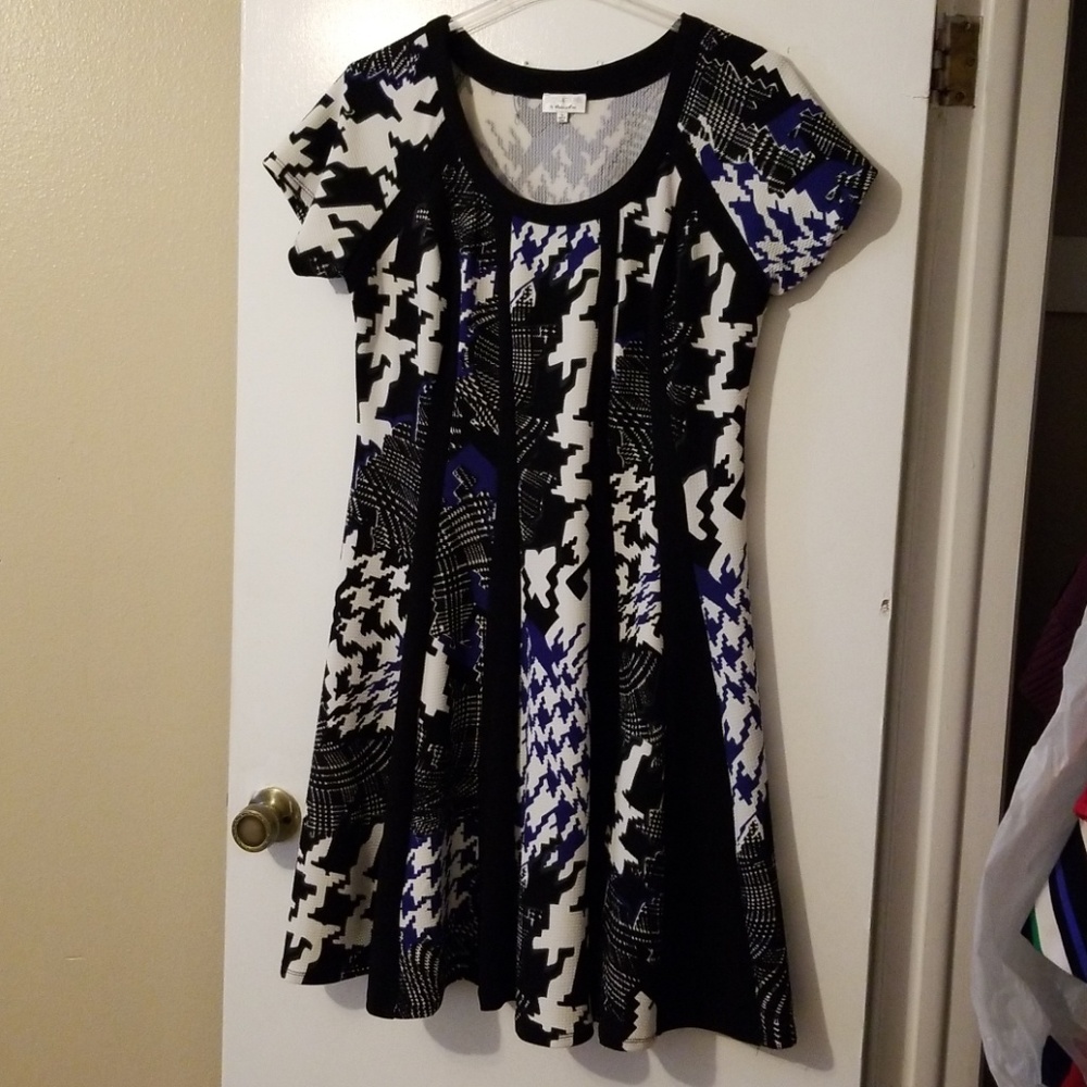 Signature by Robbie Bee. A line dress